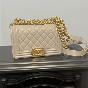 CHANEL Beige Quilted Crossbody Bag with Gold Chain